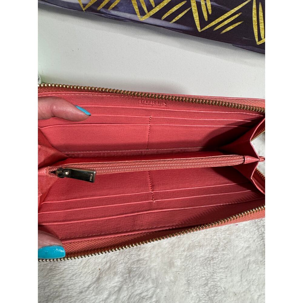 GUC Furla Leather Babylon L Continental Zip-around Wallet - Picture 4 of 6